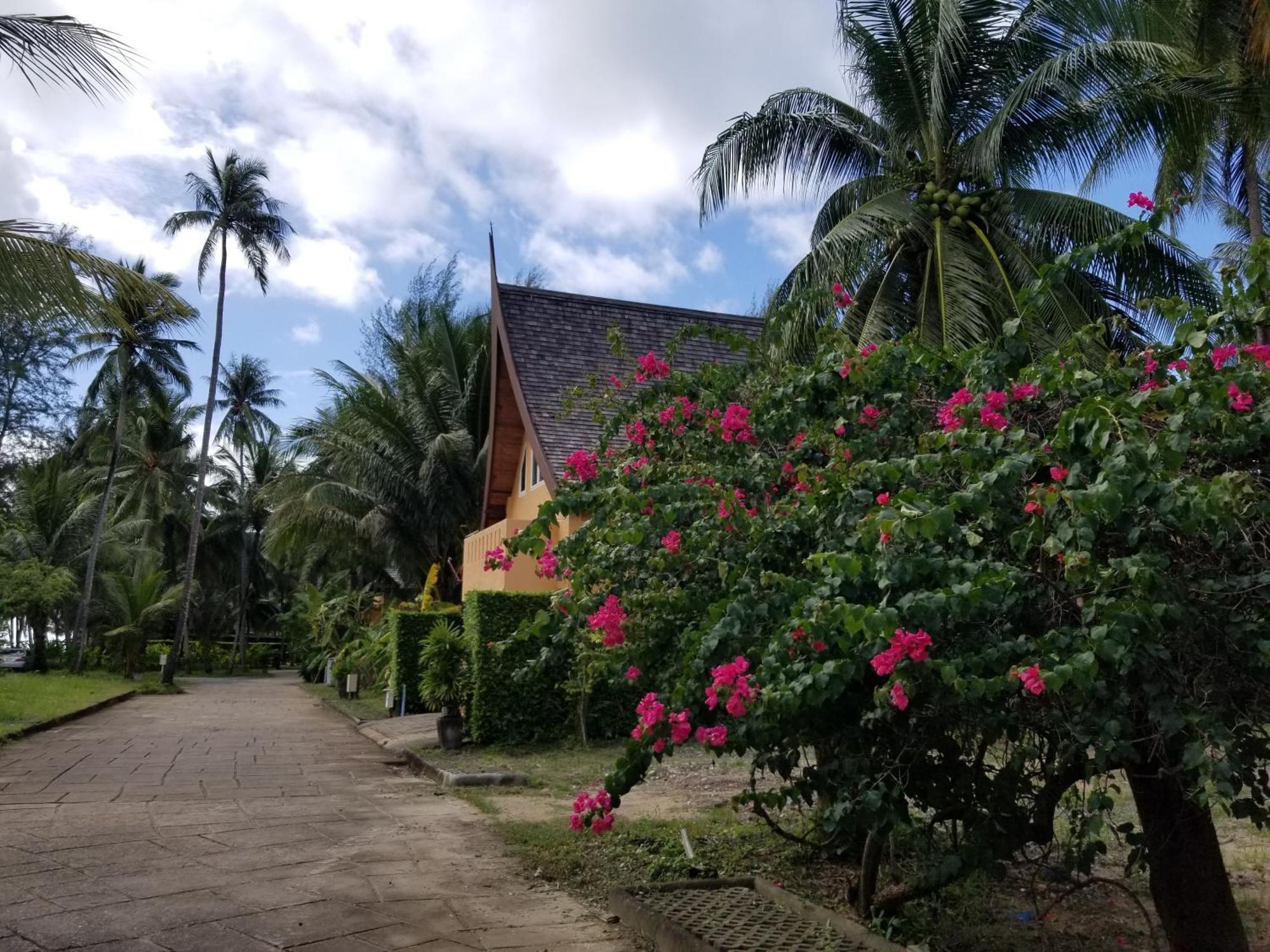 White Dragon Sea View Villa Ко Чанг Экстерьер фото